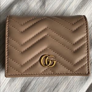 Gucci GG Marmont card case wallet